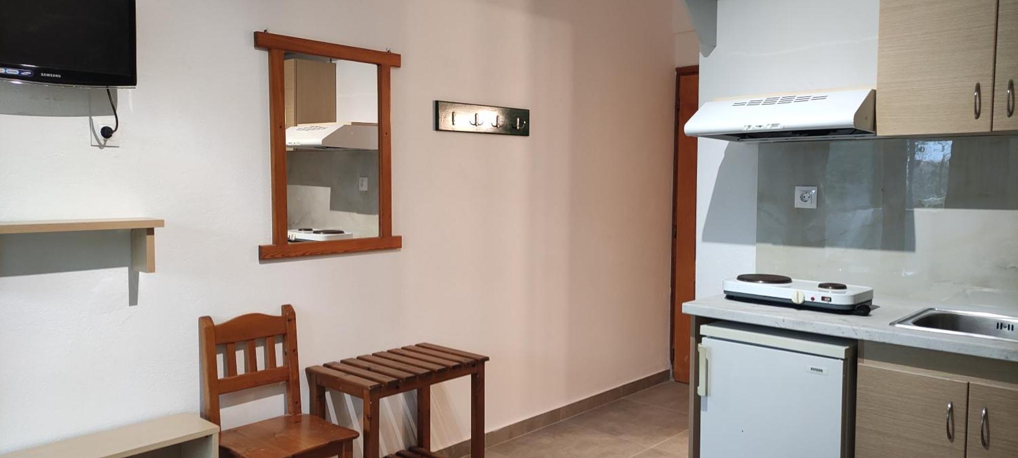 Apartment Fantasia And *