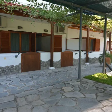 Fantasia Studios&Apartments Neos Marmaras Exterior foto